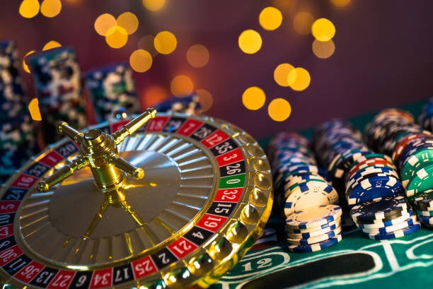 Live dealer at blackjack table in betmen slot studio